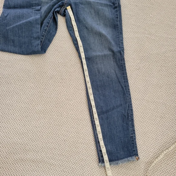 Loft Jeans - Picture 4 of 7